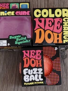 Needoh Squishy Lot Nice Cube, Color Change Ball, & Fuzz Ball Flower Power